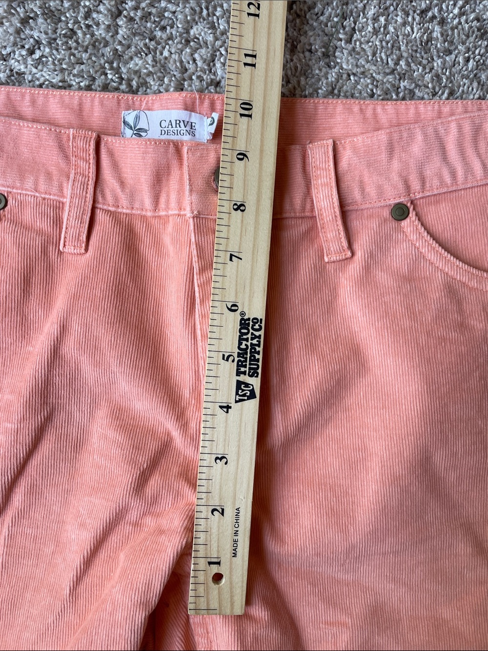 Carve Designs Sz 10 Peach Coral Corduroy Cutoff Shorts 3.5” Inseam - Picture 3 of 6